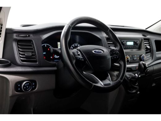 Ford Transit Custom 2.0 TDCI 130pk L2H1 Trend D.C. Airco/Trekhaak 2800kg 02-2019 ActivLease financial lease