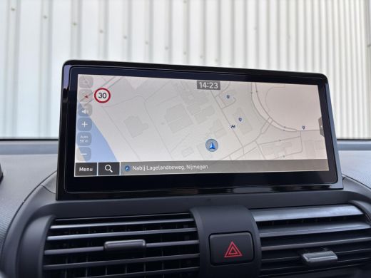Hyundai Inster Pulse Advanced 42 kWh | WK Deal | Uit voorraad leverbaar! | Keyless entry en start | Adaptieve cr... ActivLease financial lease