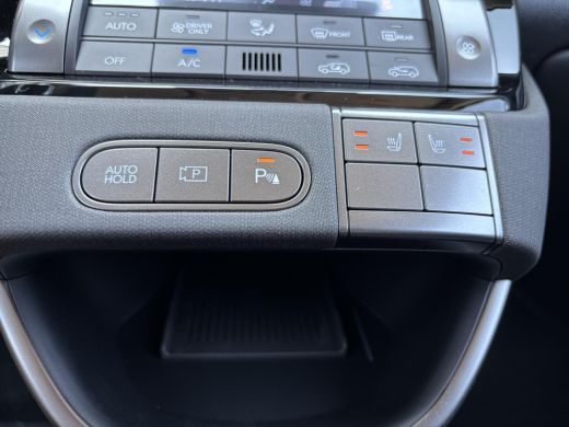 Hyundai Inster Pulse Advanced 42 kWh | WK Deal | Uit voorraad leverbaar! | Keyless entry en start | Adaptieve cr... ActivLease financial lease
