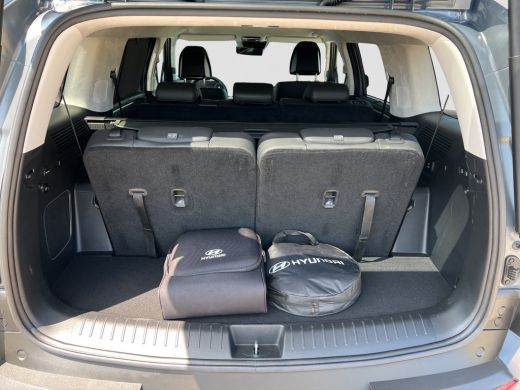 Hyundai Santa Fe 1.6 T-GDI 252pk PHEV Premium Plus 4WD 7p. | Elektrische trekhaak | Sidesteps | Premium Audio | Be... ActivLease financial lease