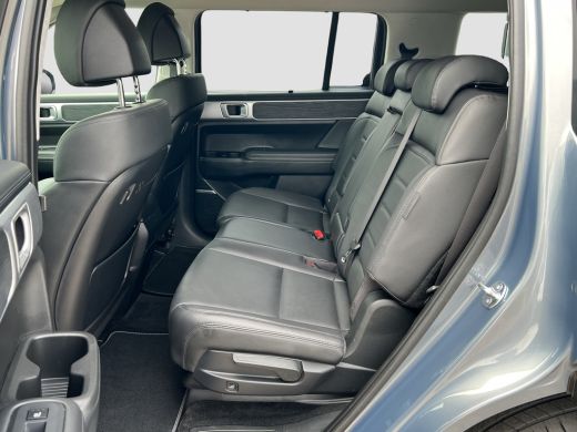 Hyundai Santa Fe 1.6 T-GDI 252pk PHEV Premium Plus 4WD 7p. | Elektrische trekhaak | Sidesteps | Premium Audio | Be... ActivLease financial lease
