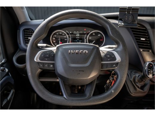 Iveco Daily 35C18 | 3.0L | 180 PK | Bakwagen met laadklep | Zijdeur | Automaat | N1 | Cruise | Airco ActivLease financial lease