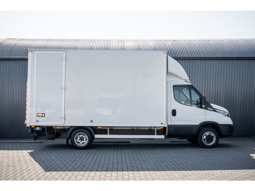 Iveco Daily 35C18 | 3.0L | 180 PK | Bakwagen met laadklep | Zijdeur | Automaat | N1 | Cruise | Airco ActivLease financial lease