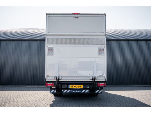 Iveco Daily 35C18 | 3.0L | 180 PK | Bakwagen met laadklep | Zijdeur | Automaat | N1 | Cruise | Airco ActivLease financial lease