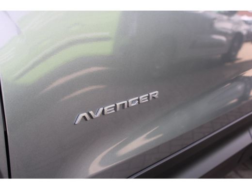 Jeep Avenger Summit | 8 Jaar garantie | Panoramadak | Navigatie | Elektr. kofferklep | JBL audio | Camera | ActivLease financial lease