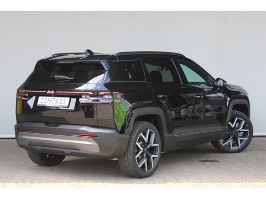 Jeep Compass First Edition | 8 Jaar garantie | Warmtepomp | Panoramadak | Stoelverwarming | Matrix LED | Camera | ActivLease financial lease