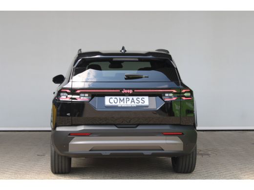 Jeep Compass First Edition | 8 Jaar garantie | Warmtepomp | Panoramadak | Stoelverwarming | Matrix LED | Camera | ActivLease financial lease