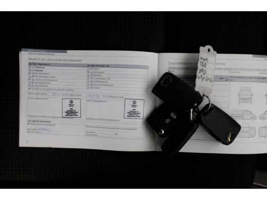 MAN TGE 3.180 2.0 177pk RWD L3H3 (L2H2) Navi/Camera/Trekhaak 3500kg 03-2020 ActivLease financial lease