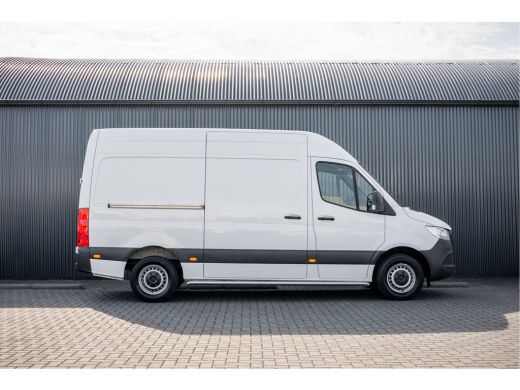 Mercedes-Benz Sprinter 311 CDI RWD L2H2 | Volledig Ingericht | Mbux | Camera | Climatronic ActivLease financial lease