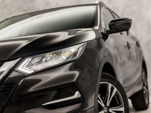 Nissan QASHQAI 1.2 N-Connecta (PANORAMADAK, NAVIGATIE, 360 CAMERA, GETINT GLAS, KEYLESS, SPORTSTOELEN, CRUISE, P... ActivLease financial lease