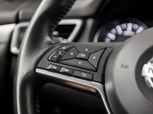 Nissan QASHQAI 1.2 N-Connecta (PANORAMADAK, NAVIGATIE, 360 CAMERA, GETINT GLAS, KEYLESS, SPORTSTOELEN, CRUISE, P... ActivLease financial lease