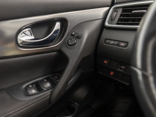 Nissan QASHQAI 1.2 N-Connecta (PANORAMADAK, NAVIGATIE, 360 CAMERA, GETINT GLAS, KEYLESS, SPORTSTOELEN, CRUISE, P... ActivLease financial lease