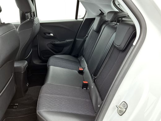 Opel Corsa-e Elegance 100KW / 50 kWh / SOH 93.88% / Navigatie / 1/2Leder / Airco-ecc. / Keyless entry / Radio ... ActivLease financial lease