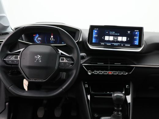 Peugeot 208 1.2 PureRech Allure | Achteruitrijcamera | Panoramadak | Cruise Control | Apple Carplay/Android Auto ActivLease financial lease