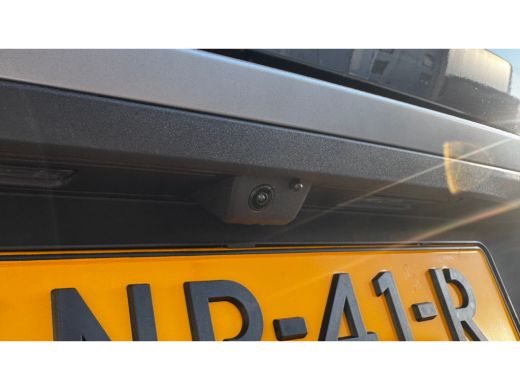 Peugeot 3008 1.2 HYBRID 145PK GT AUTOMAAT / NAVI / LEDER / CLIMA / LED / PDC / 19" LMV / ALCANTARA / CAMERA / ... ActivLease financial lease