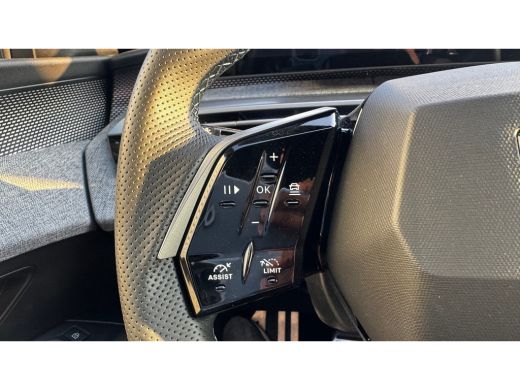 Peugeot 3008 1.2 HYBRID 145PK GT AUTOMAAT / NAVI / LEDER / CLIMA / LED / PDC / 19" LMV / ALCANTARA / CAMERA / ... ActivLease financial lease