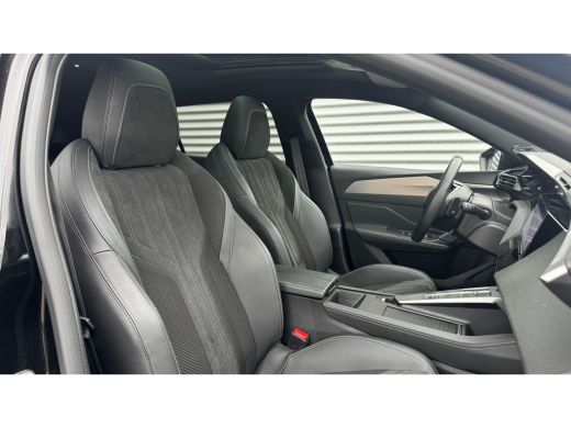 Peugeot 408 1.6 HYBRID 225PK GT FIRST EDITION AUTOMAAT / NAVI / LEDER / LED / PDC / 20" LMV / 360 CAMERA / PA... ActivLease financial lease