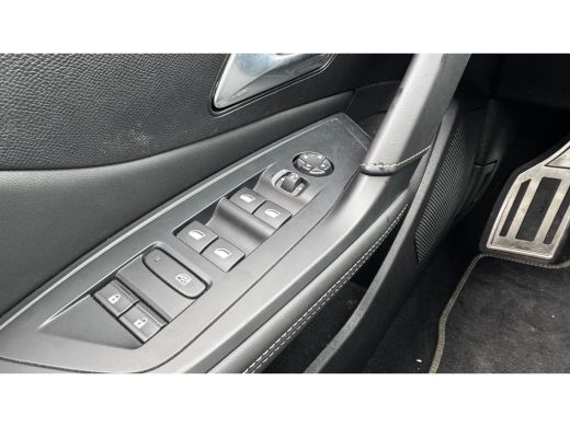 Peugeot 408 1.6 HYBRID 225PK GT FIRST EDITION AUTOMAAT / NAVI / LEDER / LED / PDC / 20" LMV / 360 CAMERA / PA... ActivLease financial lease