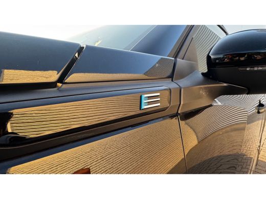 Peugeot e-2008 54KWH 156PK ALLURE AVANTAGE AUTOMAAT NAVI / LEDER / CLIMA / LED / PDC / 17" LMV / KEYLESS / CAMER... ActivLease financial lease