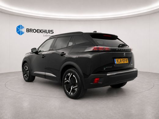 Peugeot e-2008 54KWH 156PK ALLURE AVANTAGE AUTOMAAT NAVI / LEDER / CLIMA / LED / PDC / 17" LMV / KEYLESS / CAMER... ActivLease financial lease