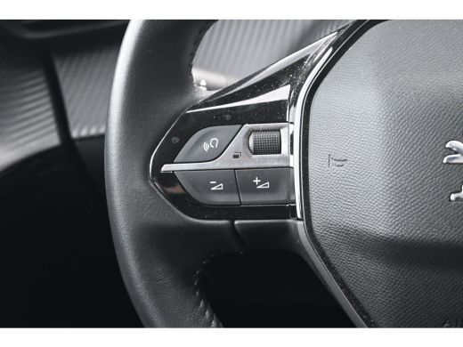 Peugeot e-208 EV Blue Lease Active 50 kWh 87%SOH! 3 Fase | Navigatie | Parkeersensoren | Cruise Control | Clima... ActivLease financial lease