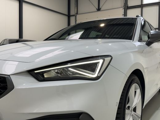 Seat Leon Sportstourer 1.0 eTSI 110pk DSG FR | Leder | Trekhaak | Beats Audio ActivLease financial lease