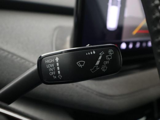 Skoda Enyaq iV 80 204 PK SOH 89,42% + WEGKL. TREKHAAK | SFEERVERL | STANDKACHEL | CAMERA | STUURWIELVER. | CARPLAY ActivLease financial lease