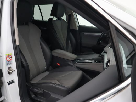 Skoda Enyaq iV 80 204 PK SOH 89,42% + WEGKL. TREKHAAK | SFEERVERL | STANDKACHEL | CAMERA | STUURWIELVER. | CARPLAY ActivLease financial lease