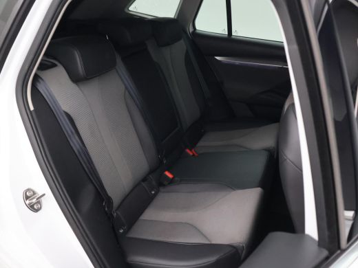 Skoda Enyaq iV 80 204 PK SOH 89,42% + WEGKL. TREKHAAK | SFEERVERL | STANDKACHEL | CAMERA | STUURWIELVER. | CARPLAY ActivLease financial lease