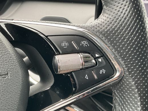 Skoda Enyaq iV 80 SOH 92.5% First Edition Leer Stoel/StuurVerw+Elektr Carplay Adapt.Cruise Sportline ActivLease financial lease