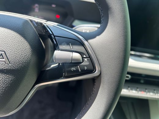 Skoda Epiq Business Launch Edition 56 kWh | 19'' Velgen 'Lark' | Stoel/Stuurverwarming | Achteruitrijcamera ... ActivLease financial lease
