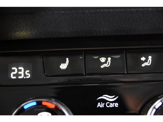 Skoda Karoq 1.5 TSI Selection *1ste Eigenaar*4x Stoelverwarming*Trekhaak* ActivLease financial lease