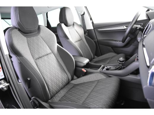 Skoda Karoq 1.5 TSI Selection *1ste Eigenaar*4x Stoelverwarming*Trekhaak* ActivLease financial lease