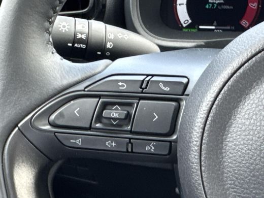 Toyota Yaris 1.5 Hybrid 130 Executive | Navigatie | Apple CarPlay/Android auto | Achteruitrijcamera ActivLease financial lease