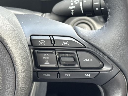 Toyota Yaris 1.5 Hybrid 130 Executive | Navigatie | Apple CarPlay/Android auto | Achteruitrijcamera ActivLease financial lease