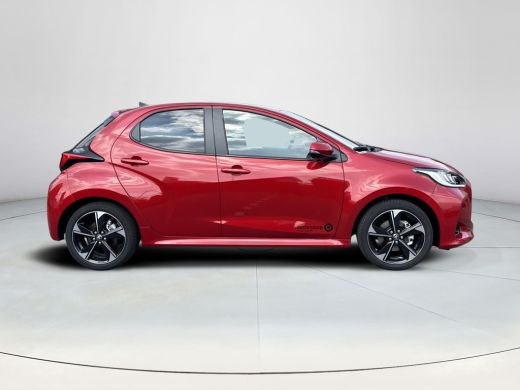 Toyota Yaris 1.5 Hybrid 130 Executive | Navigatie | Apple CarPlay/Android auto | Achteruitrijcamera ActivLease financial lease