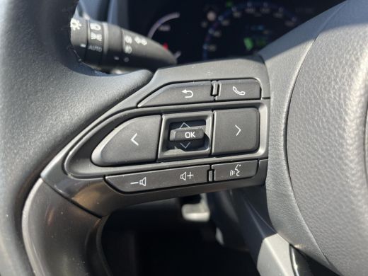 Toyota Yaris Cross 1.5 Hybrid Adventure | Navigatie | Apple CarPlay/Android auto | Camera ActivLease financial lease