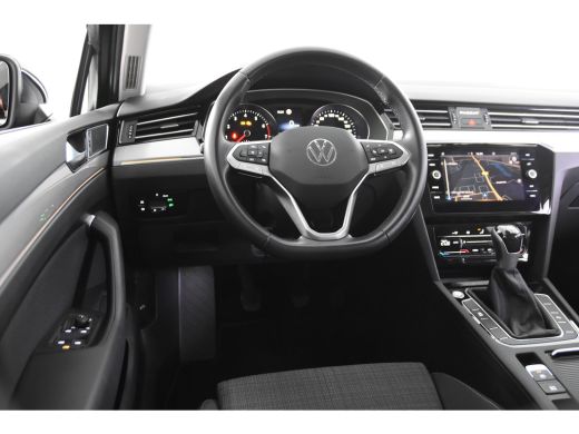 Volkswagen Passat Variant 1.5 TSi Style *1ste Eigenaar*Navigatie*Camera*DAB* ActivLease financial lease