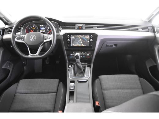 Volkswagen Passat Variant 1.5 TSi Style *1ste Eigenaar*Navigatie*Camera*DAB* ActivLease financial lease