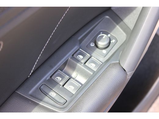 Volkswagen Tiguan 1.4 TSI eHybrid R-Line **VERKOCHT!!** ActivLease financial lease