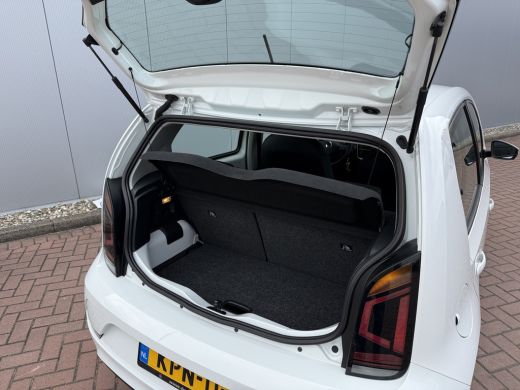 Volkswagen up! 1.0 65pk 5drs. Cruise | Apps | Camera ActivLease financial lease