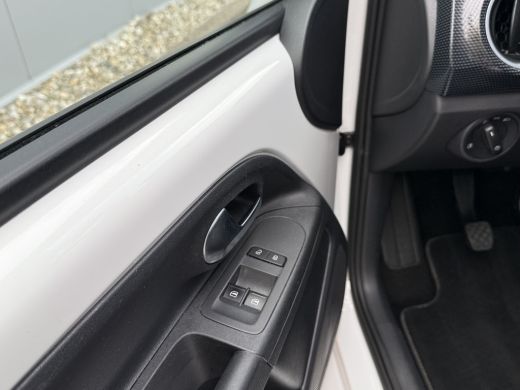 Volkswagen up! 1.0 65pk 5drs. Cruise | Apps | Camera ActivLease financial lease