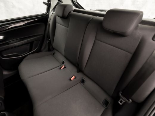 Volkswagen up! 1.0 BMT take up! (AIRCO, BLUETOOTH, ELEK RAMEN, SPORTSTOELEN, NIEUWE APK, NIEUWSTAAT) ActivLease financial lease