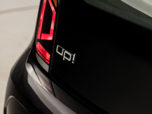 Volkswagen up! 1.0 BMT take up! (AIRCO, BLUETOOTH, ELEK RAMEN, SPORTSTOELEN, NIEUWE APK, NIEUWSTAAT) ActivLease financial lease