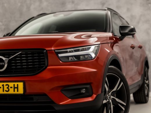 Volvo  XC40 1.5 T5 Recharge R-Design 262Pk Automaat (APPLE CARPLAY, GROOT NAVI, LEDER/ALCANTARA, CAMERA, SPOR... ActivLease financial lease