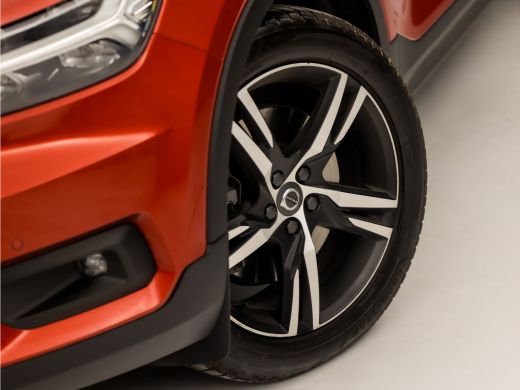 Volvo  XC40 1.5 T5 Recharge R-Design 262Pk Automaat (APPLE CARPLAY, GROOT NAVI, LEDER/ALCANTARA, CAMERA, SPOR... ActivLease financial lease
