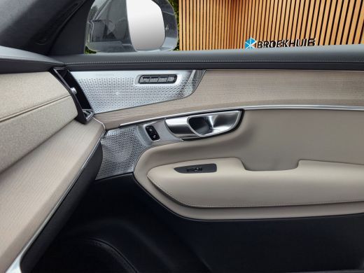 Volvo  XC90 2.0 T8 Plug-in hybrid AWD Ultra Dark Exec. Ed. | Bowers&Wilkins | Luchtvering | Massage/ventilati... ActivLease financial lease