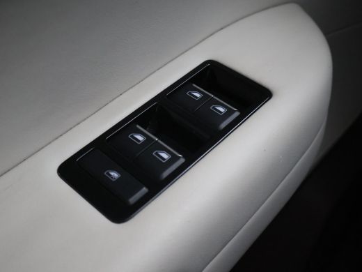 Aiways U5 63kWh SHOWROOM + 19 INCH LMV | ADAPTIVE CRUISE | LEDER | 360 CAMERA | APPLE CARPLAY | LED ActivLease financial lease
