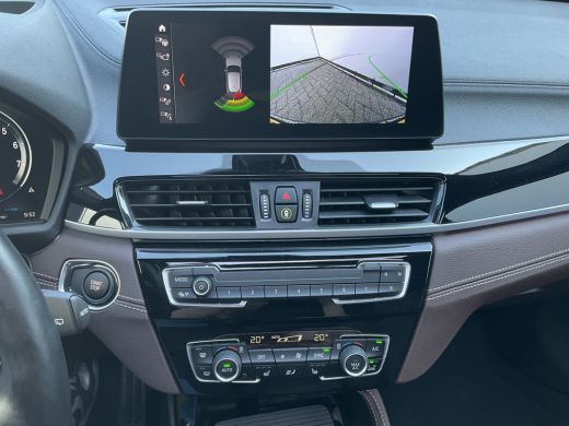 BMW X2 xDrive25e High Executive M-Sport H&K HUD Pano.dak PHEV Sportzetels Plug-in ActivLease financial lease