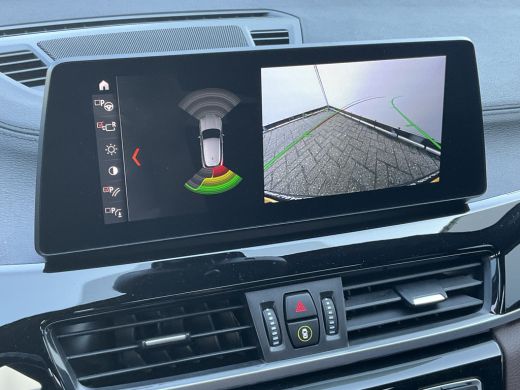 BMW X2 xDrive25e High Executive M-Sport H&K HUD Pano.dak PHEV Sportzetels Plug-in ActivLease financial lease
